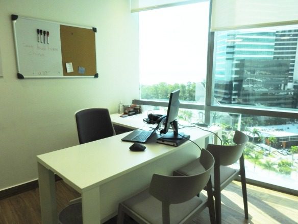 Financial Park Sofisticada oficina012