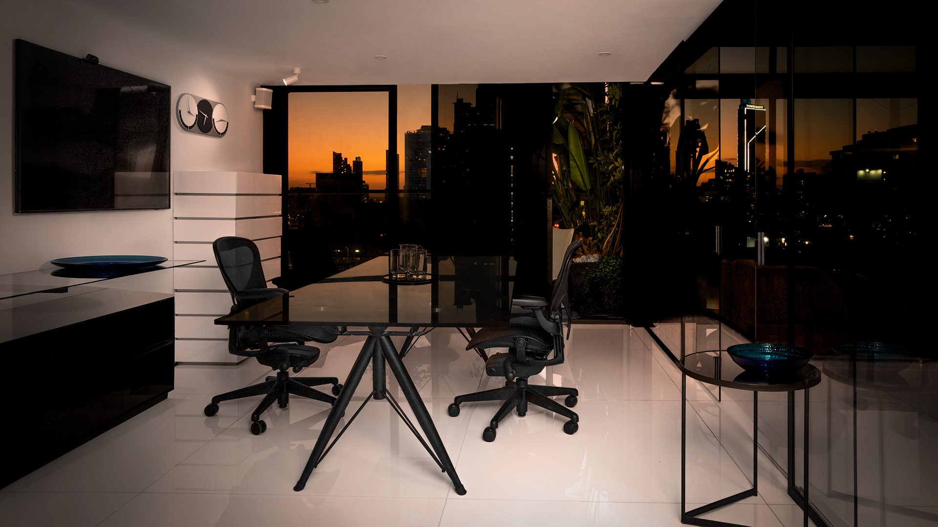 1P6A5032-Edit_office_1920-1920×1080