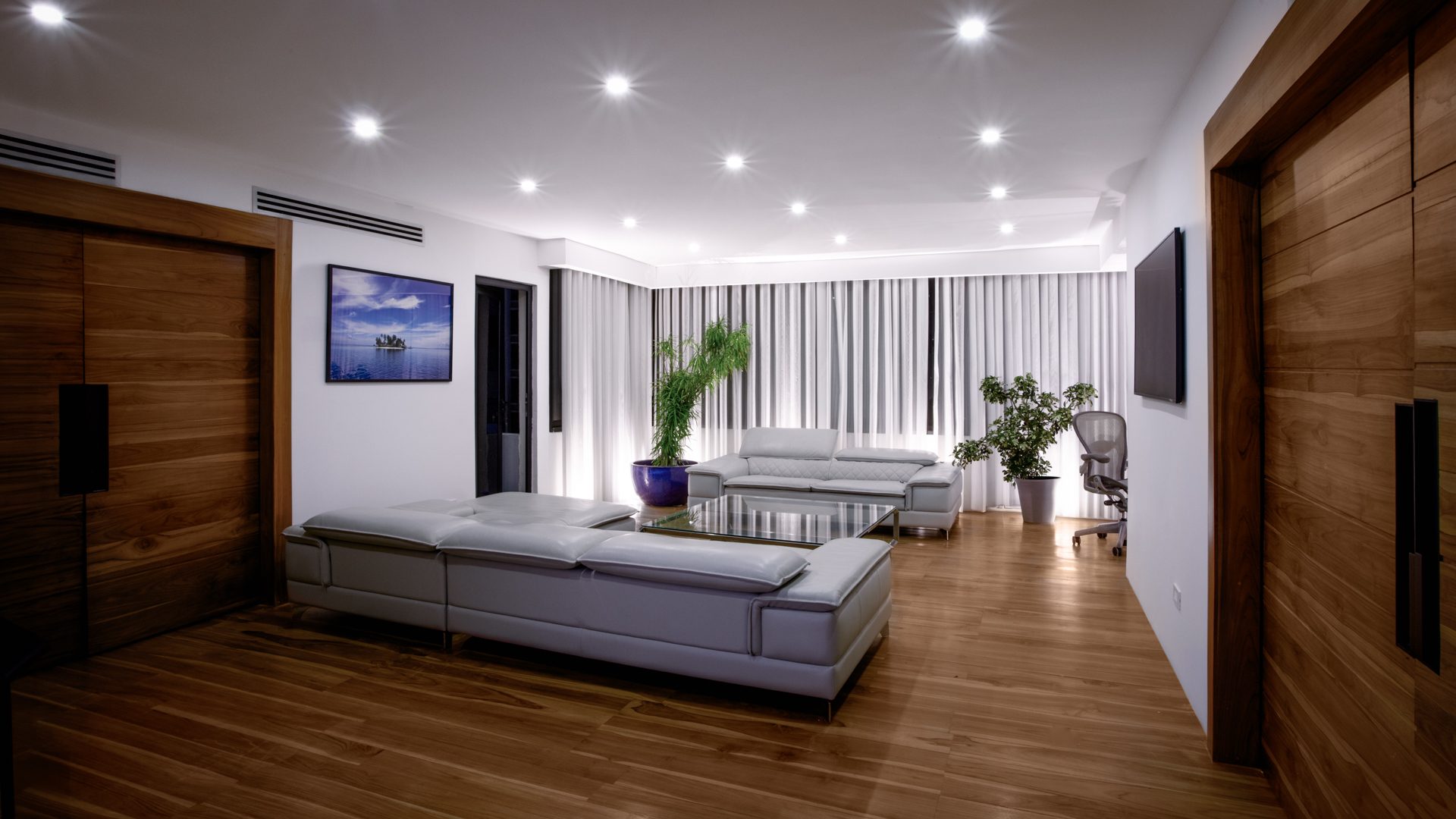 1st-living-room-1P6A4055_7-1920×1080