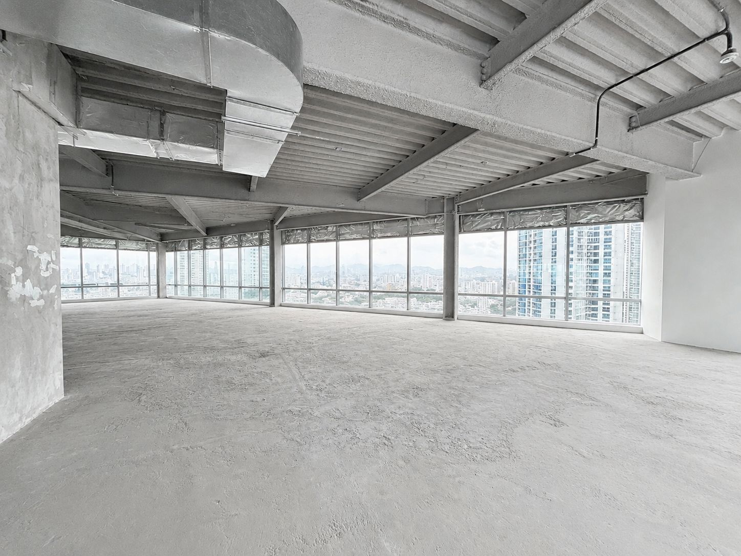 Piso 19 – MMG Tower (2)